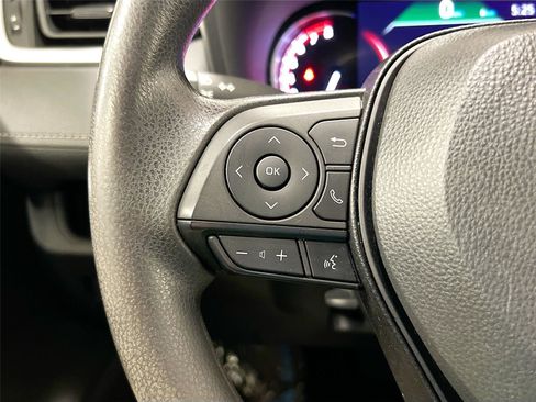 Used 2023 Toyota RAV4 XLE image 31