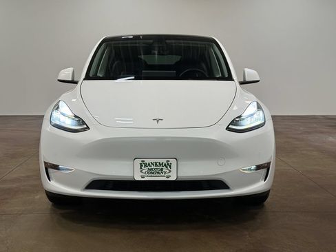 Used 2021 Tesla Model Y Long Range AWD/4WD image 28