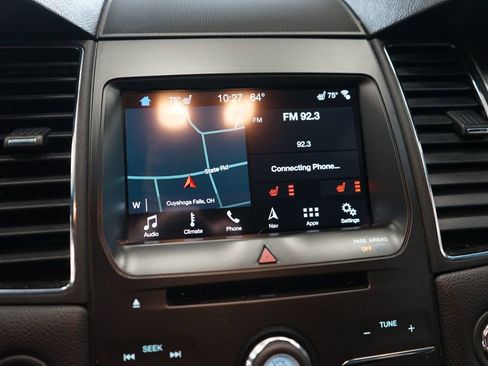 Used 2016 Ford Taurus SEL w/ Equipment Group 201A image 9