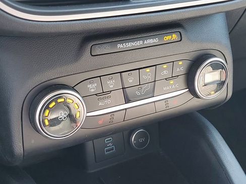 Used 2020 Ford Escape SE AWD/4WD image 16