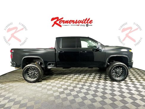 Used 2020 Chevrolet Silverado 2500 LTZ w/ LTZ Premium Package image 8