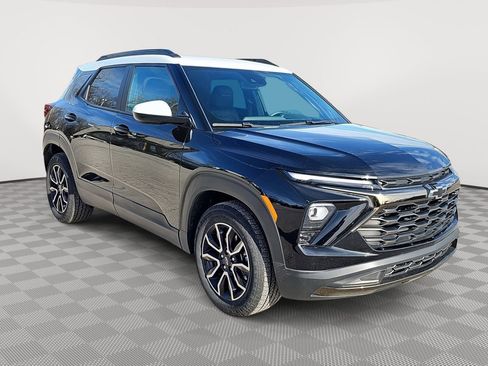 New 2025 Chevrolet TrailBlazer ACTIV w/ Convenience Package FWD image 3