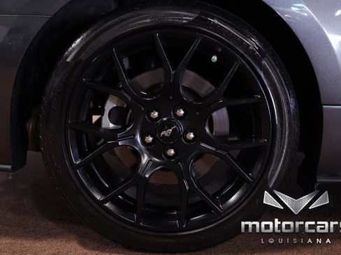 Used 2019 Ford Mustang Premium w/ Ecoboost Performance Package image 22