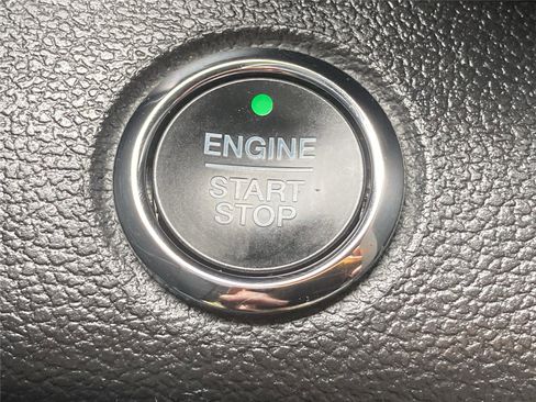 Used 2018 Ford F150 Lariat w/ Equipment Group 502A Luxury image 19