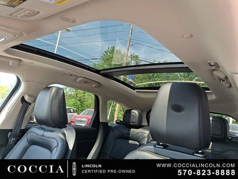Certified 2023 Lincoln Corsair AWD w/ Equipment Group 101A image 14