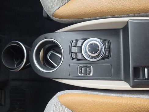 Used 2015 BMW i3 w/ Range Extender RWD image 15