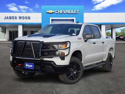 New 2026 Chevrolet Silverado 1500 Custom Trail Boss AWD/4WD image 1