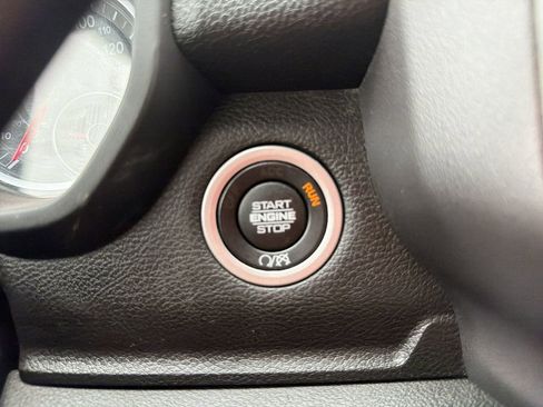 Used 2022 RAM 2500 Big Horn w/ Cold Weather Group image 27