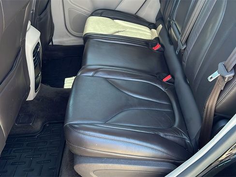 Used 2017 Lincoln MKC Reserve image 34