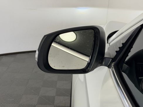 Used 2023 INFINITI QX50 Luxe FWD image 26