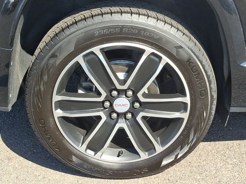 Used 2019 GMC Acadia Denali AWD/4WD image 8
