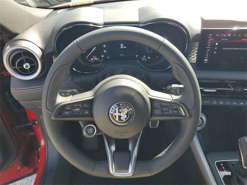 New 2025 Alfa Romeo Tonale image 21