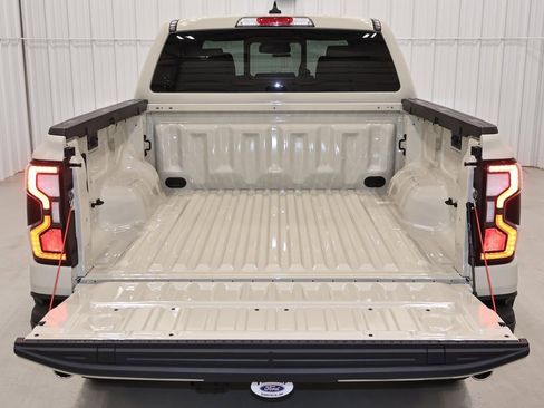 New 2025 Ford Ranger Raptor image 31