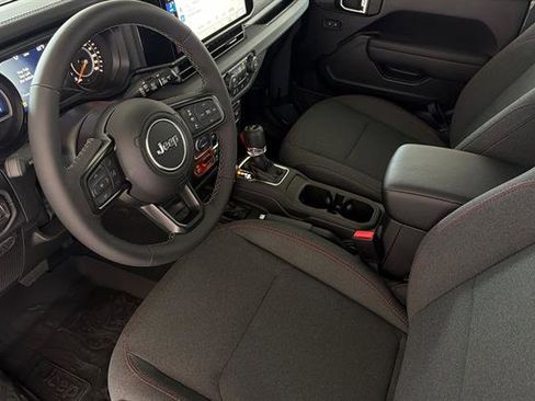 New 2026 Jeep Wrangler Unlimited Rubicon AWD/4WD image 7