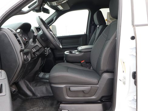 New 2026 RAM 5500 Tradesman w/ Chrome Appearance Group image 12