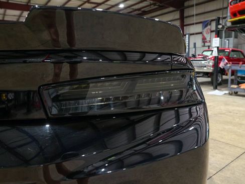 Used 2018 Chevrolet Camaro ZL1 RWD image 39