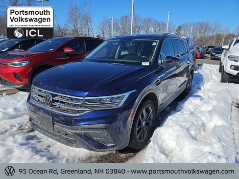 Used 2022 Volkswagen Tiguan SE image 1
