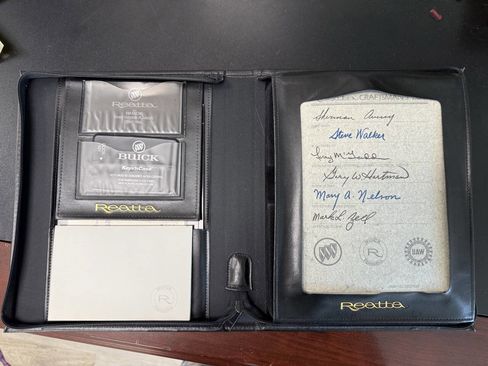 Used 1990 Buick Reatta Convertible image 12