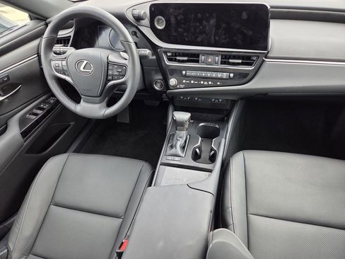 Used 2024 Lexus ES 300h w/ Premium Package FWD image 41