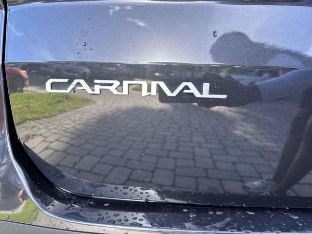 Used 2023 Kia Carnival EX w/ Paint Protection Package FWD image 39