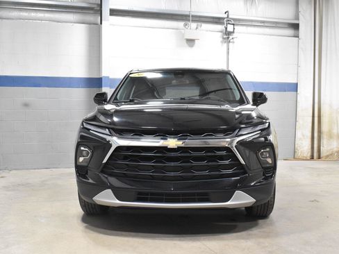 Used 2025 Chevrolet Blazer LT FWD image 27