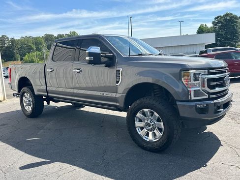 Used 2022 Ford F350 Platinum w/ FX4 Off-Road Package AWD/4WD image 4