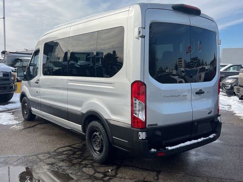 Used 2022 Ford Transit 350 XLT image 4