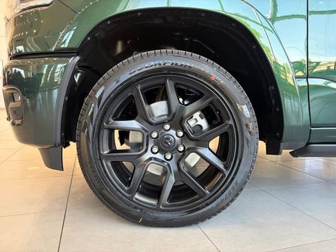 New 2026 RAM 1500 Laramie AWD/4WD image 11