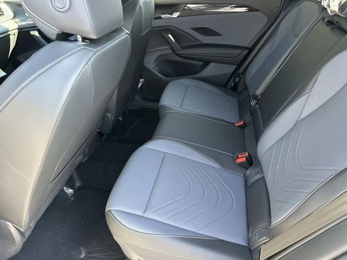 New 2026 Volkswagen Tiguan SE R-Line FWD image 16