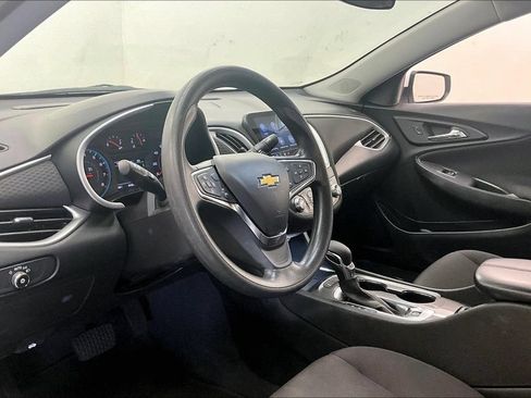 Used 2024 Chevrolet Malibu LT FWD image 13