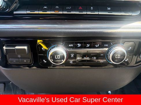 Used 2025 GMC Sierra 1500 SLT AWD/4WD image 17