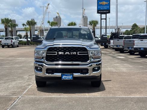 Used 2024 RAM 3500 Big Horn AWD/4WD image 2