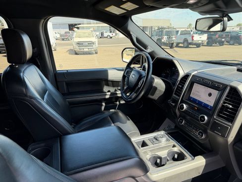 Certified 2020 Ford Expedition Max XLT w/ Black Accent Package RWD image 19