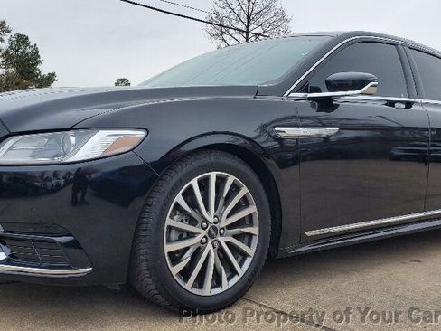 Used 2018 Lincoln Continental Select w/ Continental Climate Package image 1