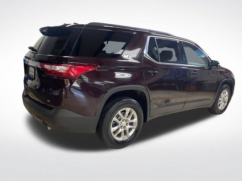Used 2020 Chevrolet Traverse LT w/ Driver Confidence II Package AWD/4WD image 8