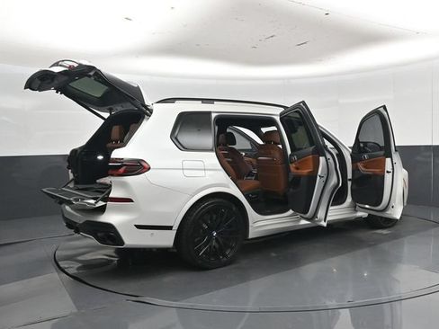 Used 2023 BMW X7 M60i w/ Executive Package AWD/4WD image 57