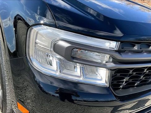 Used 2022 Ford Maverick XLT image 28