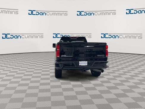 Used 2026 Chevrolet Silverado 2500 High Country w/ High Country Premium Package AWD/4WD image 7