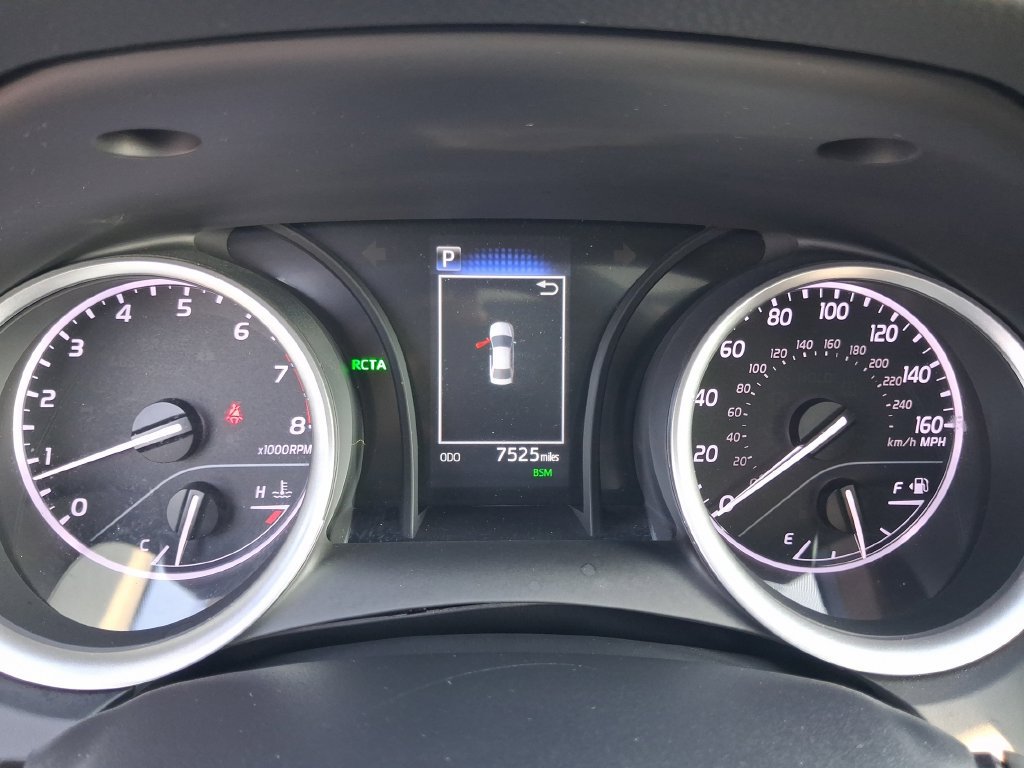 Used 2024 Toyota Camry LE w/ Convenience Package FWD image 18