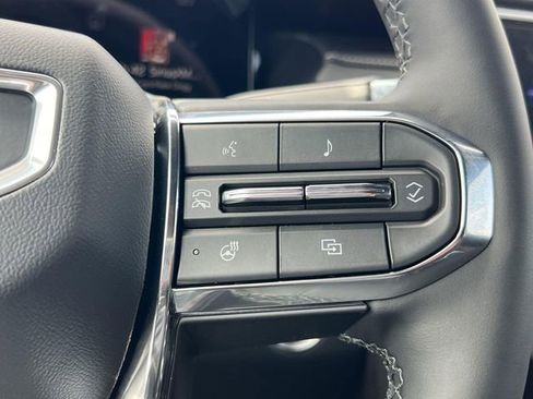 New 2025 GMC Acadia Elevation FWD image 13