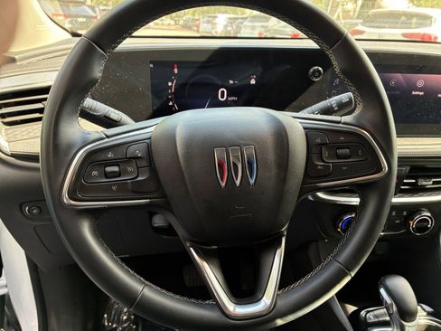 Used 2025 Buick Encore GX Preferred FWD image 27