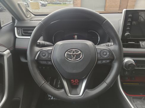 Used 2021 Toyota RAV4 TRD Off-Road image 23