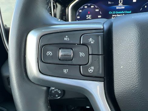 Used 2023 Chevrolet Silverado 1500 LT AWD/4WD image 20