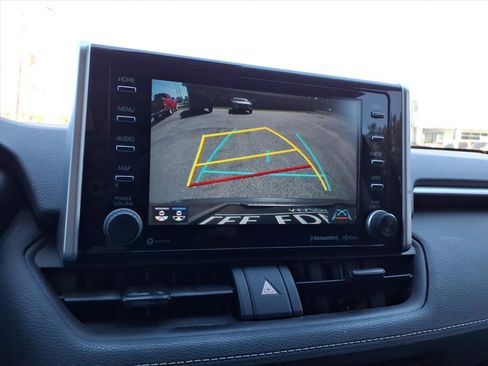 Used 2019 Toyota RAV4 XLE image 27