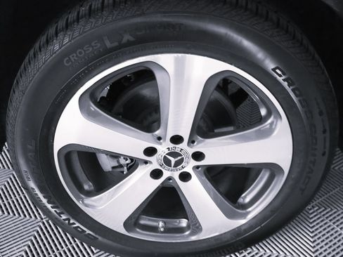 Used 2022 Mercedes-Benz GLC 300 4MATIC image 7