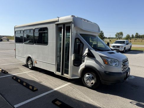 Used 2018 Ford Transit 350 156 DRW w/ Shuttle Bus Prep Package RWD image 3
