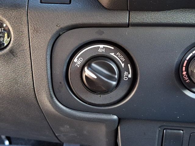 Used 2026 Nissan Frontier SV AWD/4WD image 27
