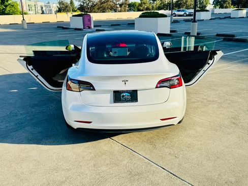 Used 2021 Tesla Model 3 Standard Range Plus RWD image 38