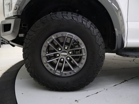 Certified 2020 Ford F150 Raptor w/ Equipment Group 801A Mid image 11