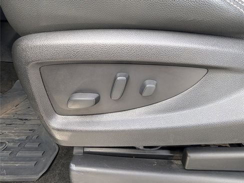 Used 2018 Chevrolet Silverado 1500 High Country image 21